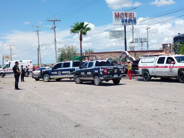 Deja muerto y 3 lesionados volcadura sobre carretera federal