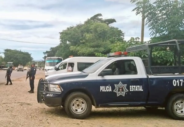 Ejecutan a dos hombres y una mujer en Oaxaca