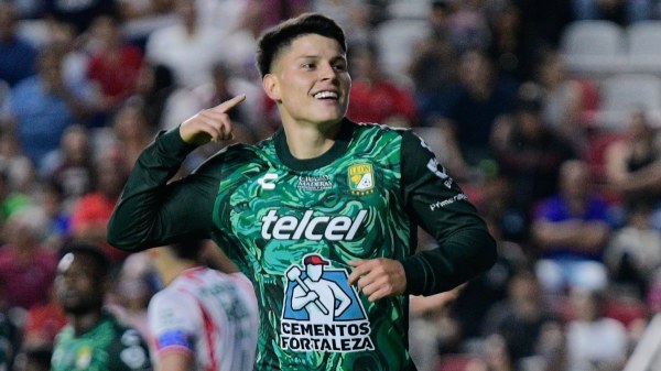 Vence León 2-1 a Necaxa