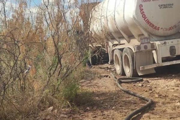Aseguran toma clandestina y camión huachicolero
