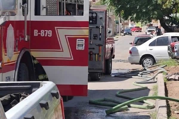 Sofocan incendio al sur de la ciudad