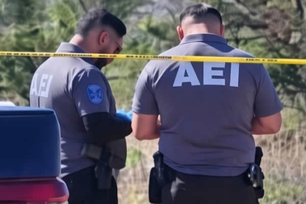 Familiares de taxista lo encontraron junto al vehículo de trabajo