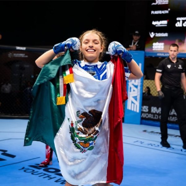 Conquista chihuahuense tricampeonato mundial juvenil de MMA