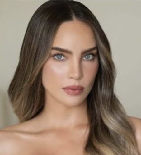 Belinda protagonizará serie de Florence Cassez