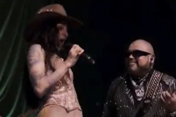 Cazzu y AB Quintanilla paralizan las 