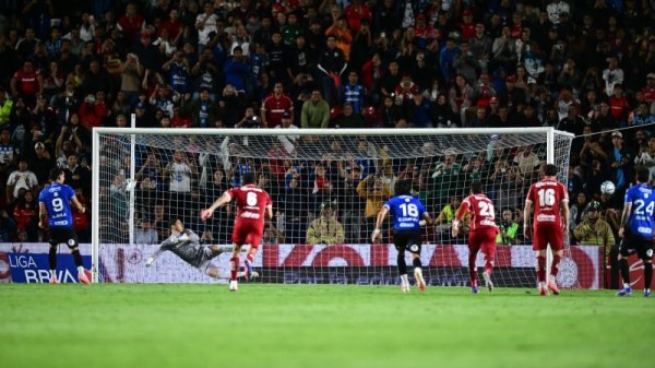 Vence Toluca 2-1 al Querétaro