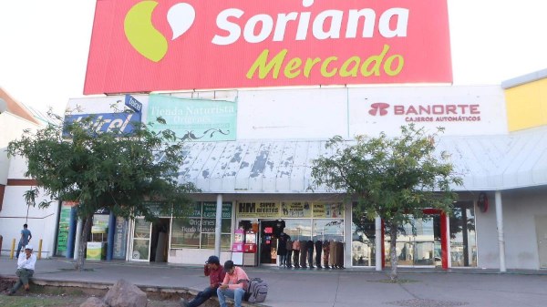 Reportan cierre de tiendas Soriana