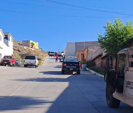 Hallan muerto en baldío
