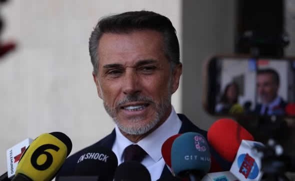 Sergio Mayer pide nueva licencia en San Lázaro sin goce de sueldo