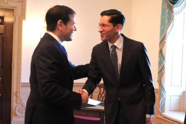 México pide cooperación sin subordinación a EU