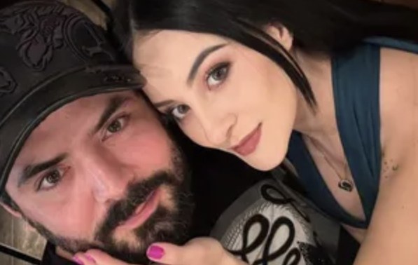 José Eduardo Derbez desmiente separación de Paola Dalay