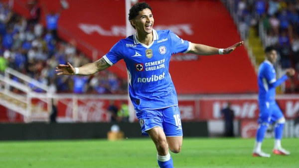 Golea Cruz Azul 3-1 a Necaxa