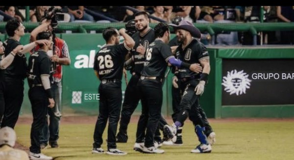 Manzaneros aplasta a Dorados y acaricia el título