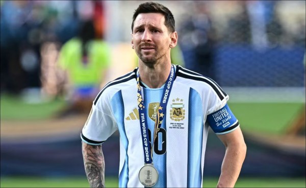 Anuncia Messi su retiro de la selección Argentina
