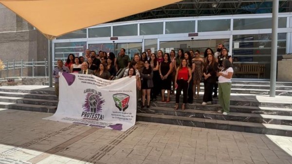 Protestan por despidos en el PJF