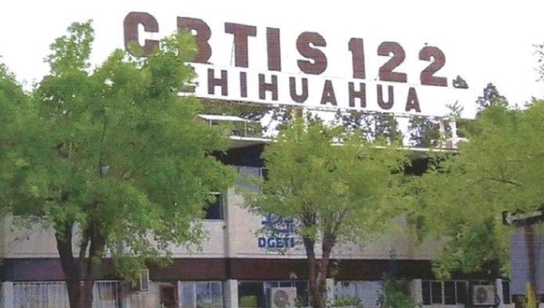 Caos y clausura por exceso de alcohol en graduación de CBTIS
