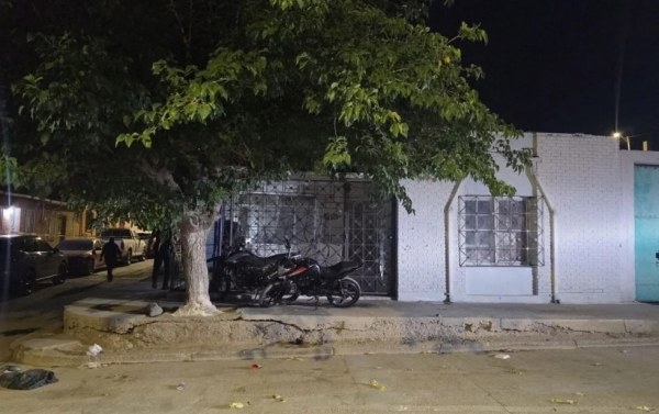 Lo balean durante persecución
