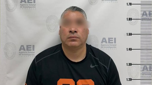 Le dan 17 años de prisión a expolicía por abusar de detenida
