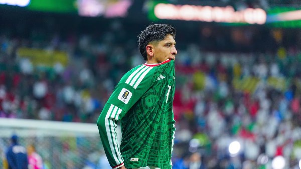 Culpan a Edson Álvarez por la eliminación de México