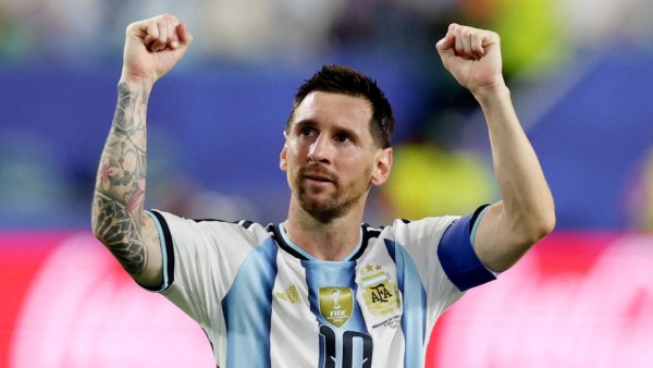 Hoy jugarán Argentina y Colombia en octavos de final