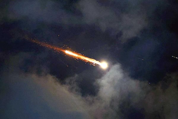 Irán contrataca y bombardea bases de Estados Unidos en Kuwait y Baréin