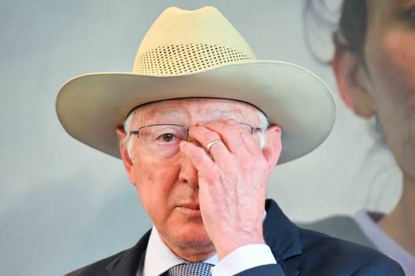Ken Salazar revira a Sheinbaum