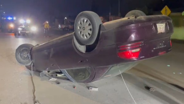 Vuelca en Villa Juárez