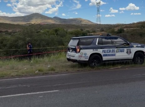 Hallan mujer sin vida en barranco