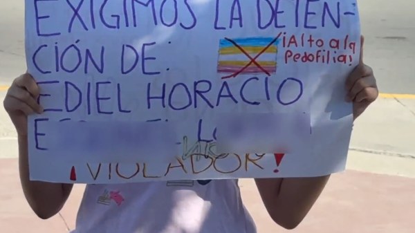 Exigen detención de presunto agresor sexual de niña de 2 años