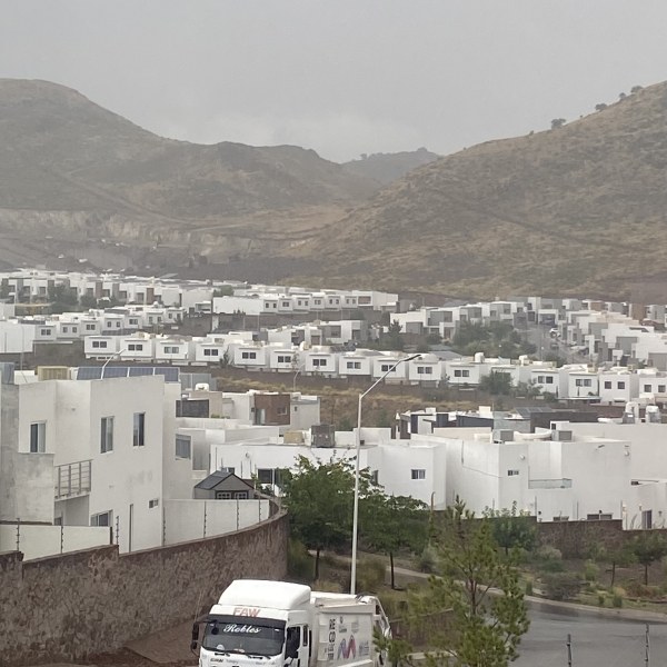 Caos vial y campamentos cancelados por lluvia