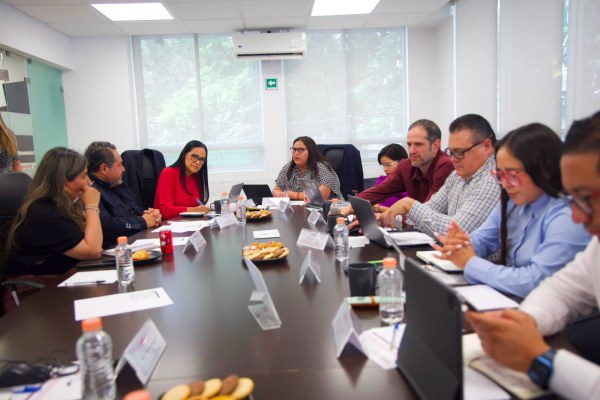 Hará Morena encuesta de reconocimiento de aspirantes