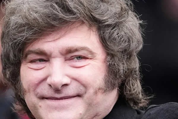 Milei defiende pancarta sobre las Malvinas en el Mundial