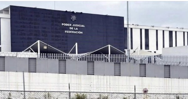 Inicia audiencia contra ex Gobernador Ernesto Ruffo por presunto huachicol fiscal