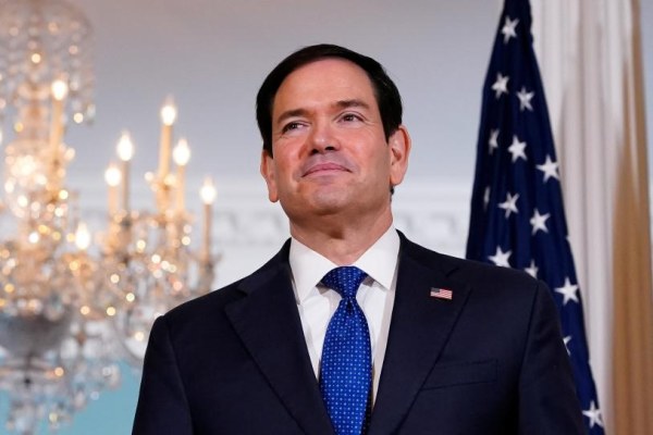 Marco Rubio acusa a Irán de usar el estrecho de Ormuz como chantaje