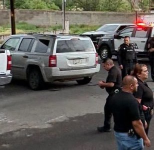 Lo balean en Lombardo Toledano