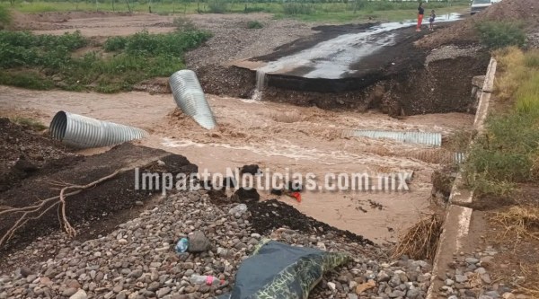 Colapsa paso provisional en carretera Camargo-Jiménez