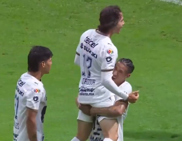 Remonta Pumas y derrota 2-1 a Toluca