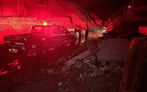 Hallan mujer sin vida en brecha