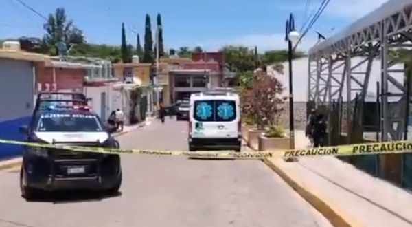 Armados irrumpen ayuntamiento y ejecutan a alcalde