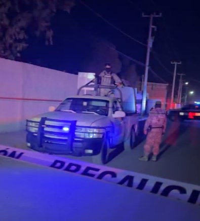 Hallan muerto enterrado en patio