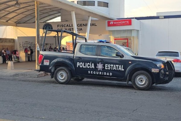 Pobladores golpean brutalmente a joven por dichos de su pareja