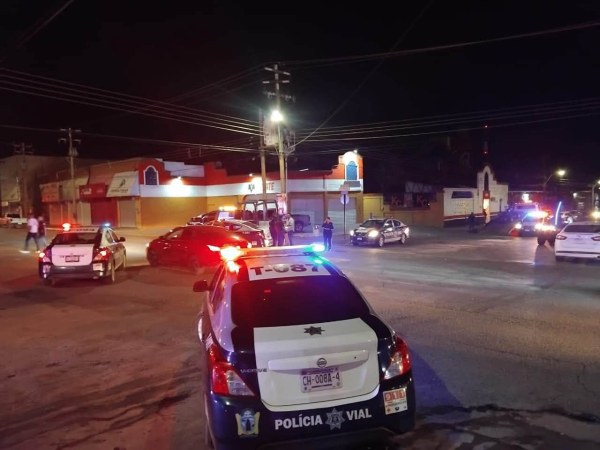 Muerde a policía en operativo