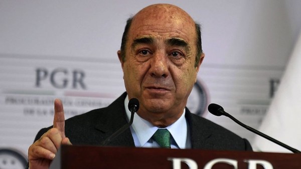 Murillo Karam deja la prisión domiciliaria