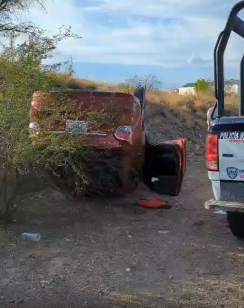 Vuelca en carretera a Aldama