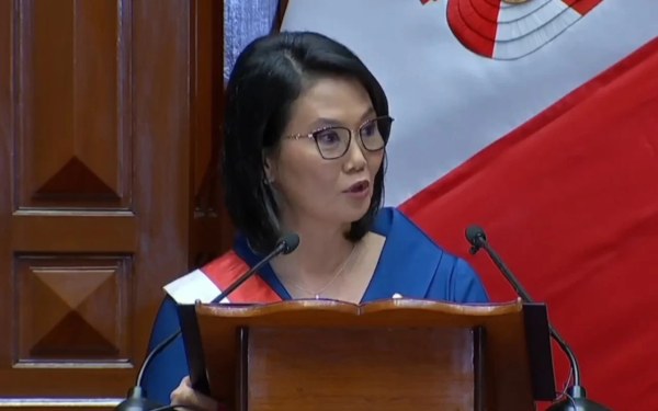 Asume Fijimori presidencia de Perú