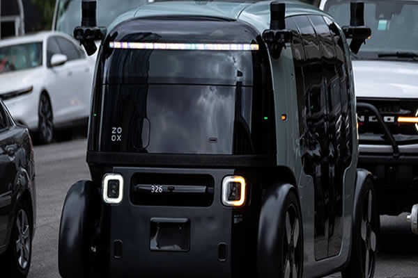 EUA autoriza robotaxis de Zoox sin conductor