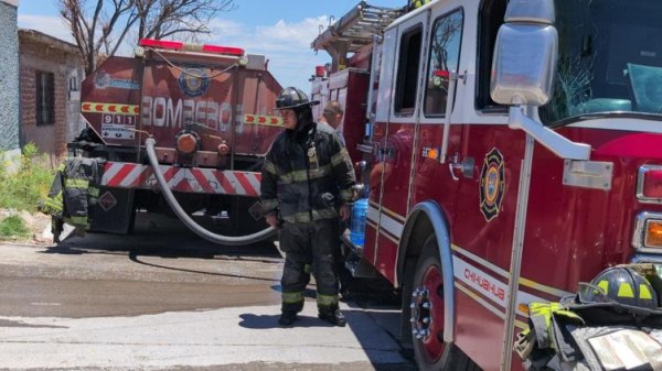 Se incendia inmueble en la Lázaro Cárdenas