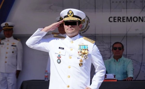 Vicealmirante Farías Laguna reclama a la Marina por no entregar evidencias de huachicol fiscal