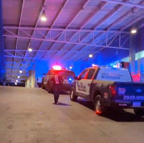 Llega baleado al hospital General