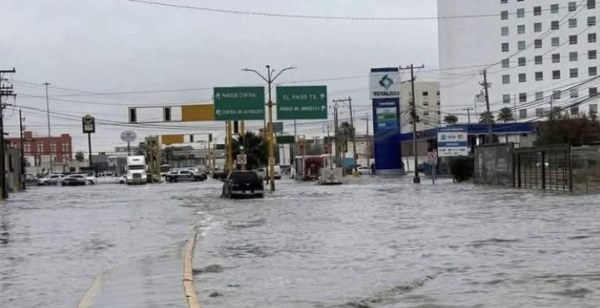 Inundaciones en Ciudad Juárez: cierran vialidades por intensas lluvias